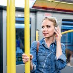 escuchar podcasts